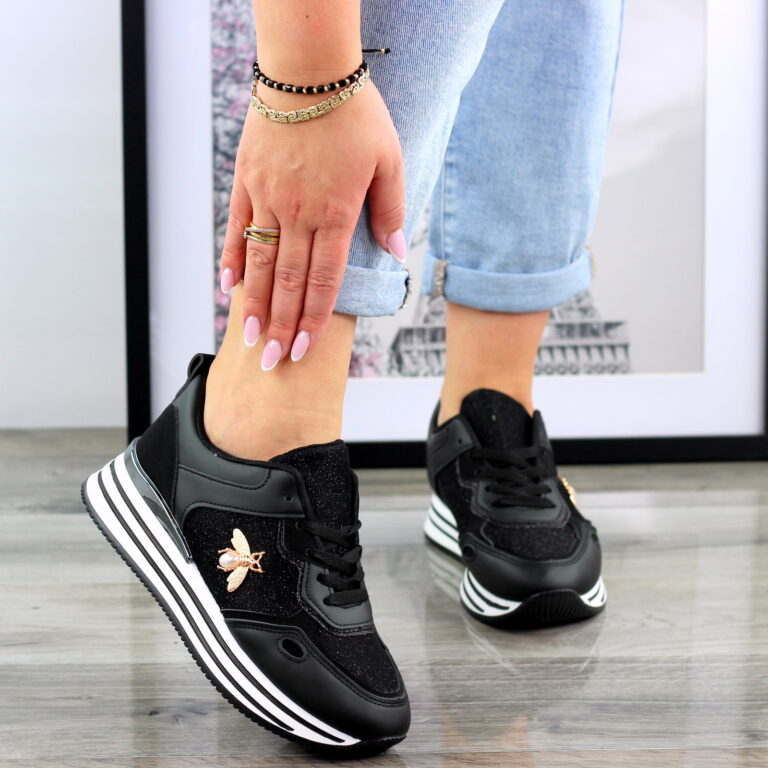 Czarne buty sportowe – stylowe zestawienia na każdą okazję