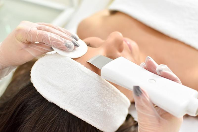 Korzyści zdrowotne peelingu kawitacyjnego