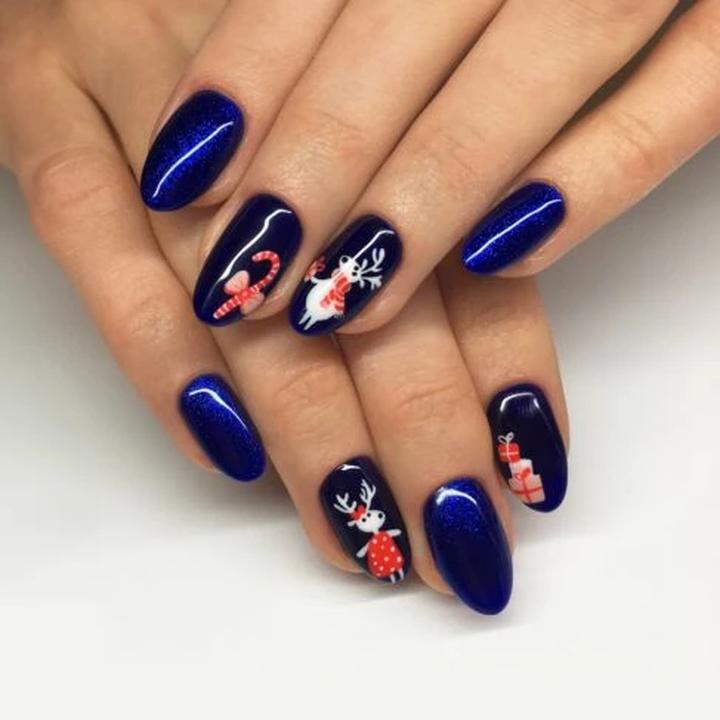 DIY świąteczne paznokcie