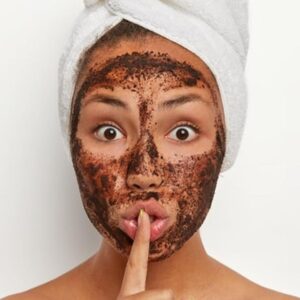 Odkryj sekrety skutecznych peelingów do twarzy dla promiennej cery