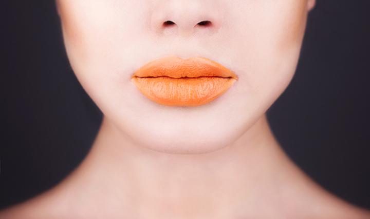 Pomarańczowe usta inspiracje kulturowe