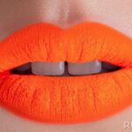Pomaranczowe trendy – co w tym roku zdominuje nasze usta?
