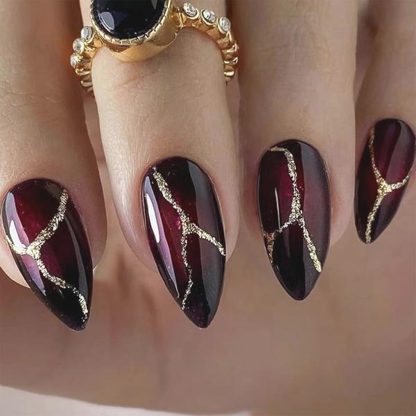 Stylowy manicure