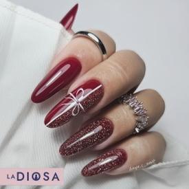 Perfekcyjny manicure