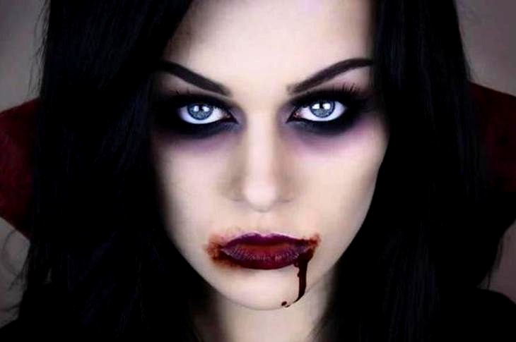 Jak stworzyć niesamowity makijaż wampira na Halloween?